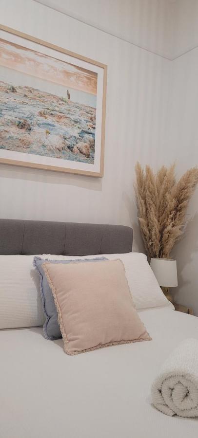 Boutique Beach House In The Heart Of St. Kilda メルボルン エクステリア 写真